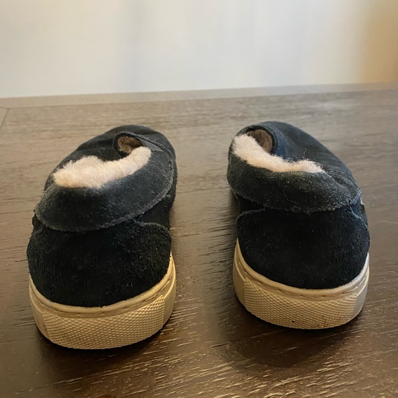 Cougar Fleece-lined slip on suede sneakers - Picture 2 of 4